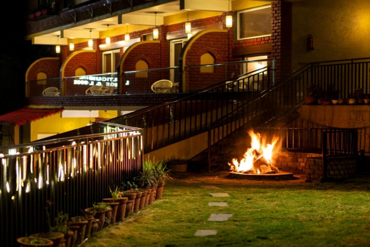 Nirvana Lodge And Lounge Mussoorie Eksteriør billede