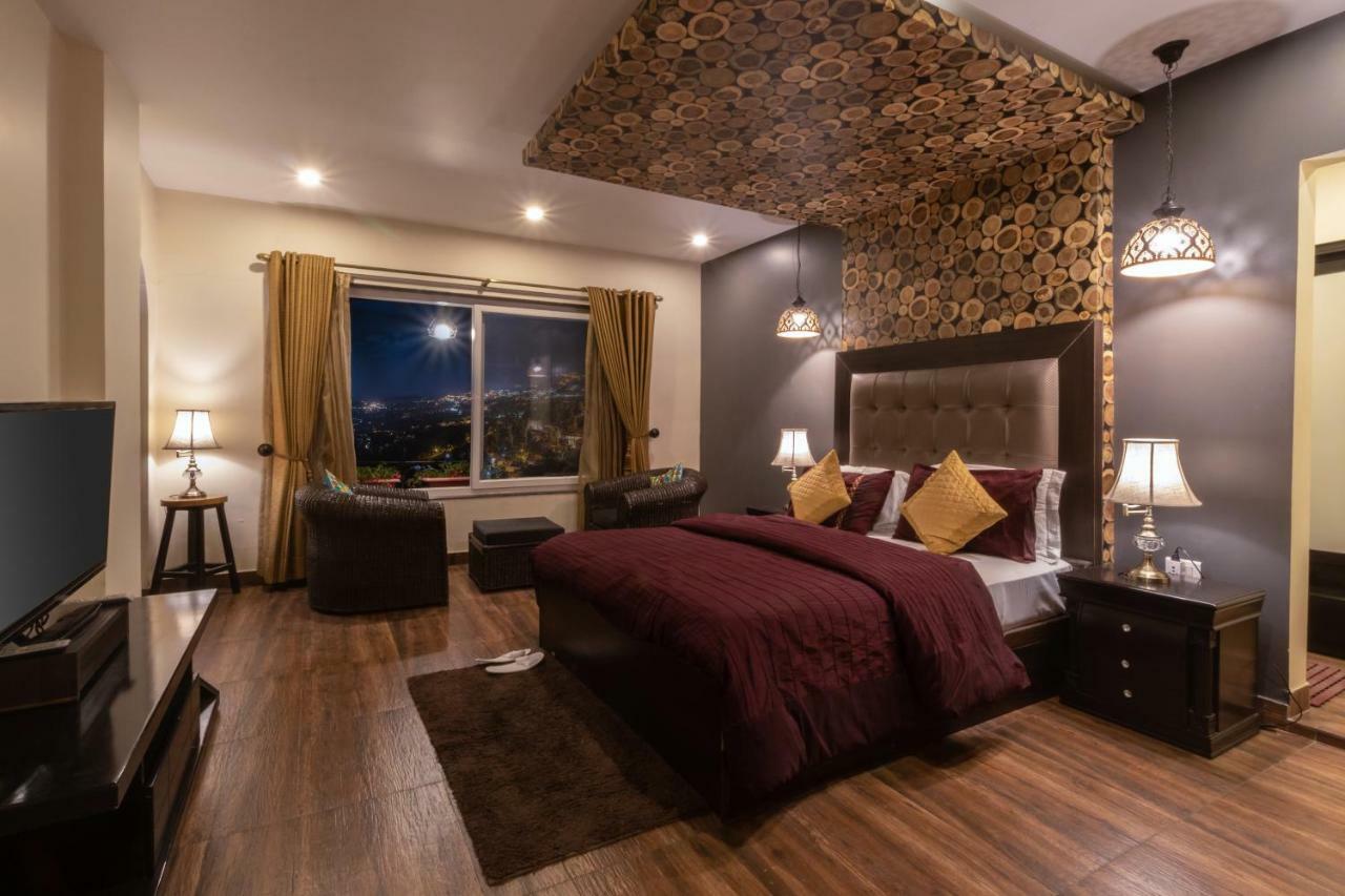 Nirvana Lodge And Lounge Mussoorie Eksteriør billede